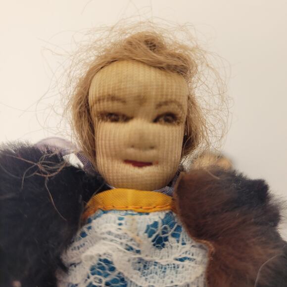 Primitive Handmade Vintage Cloth Handsewn Lot Of 2 Dolls 2 Pair Shoes 7 Inches - Picture 16 of 16